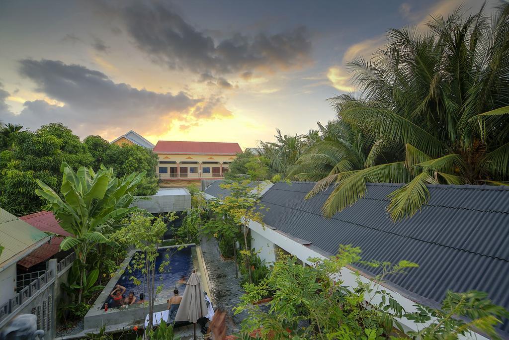 Fancy Boutique Villa Hotel Ciudad de Siem Riep Exterior foto